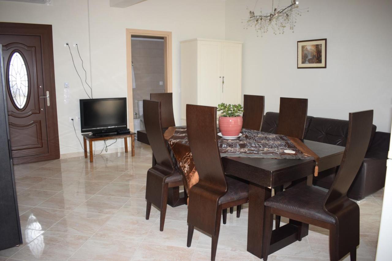 Mary'S Apartments Close To The Sea Agios Georgios  Exterior photo